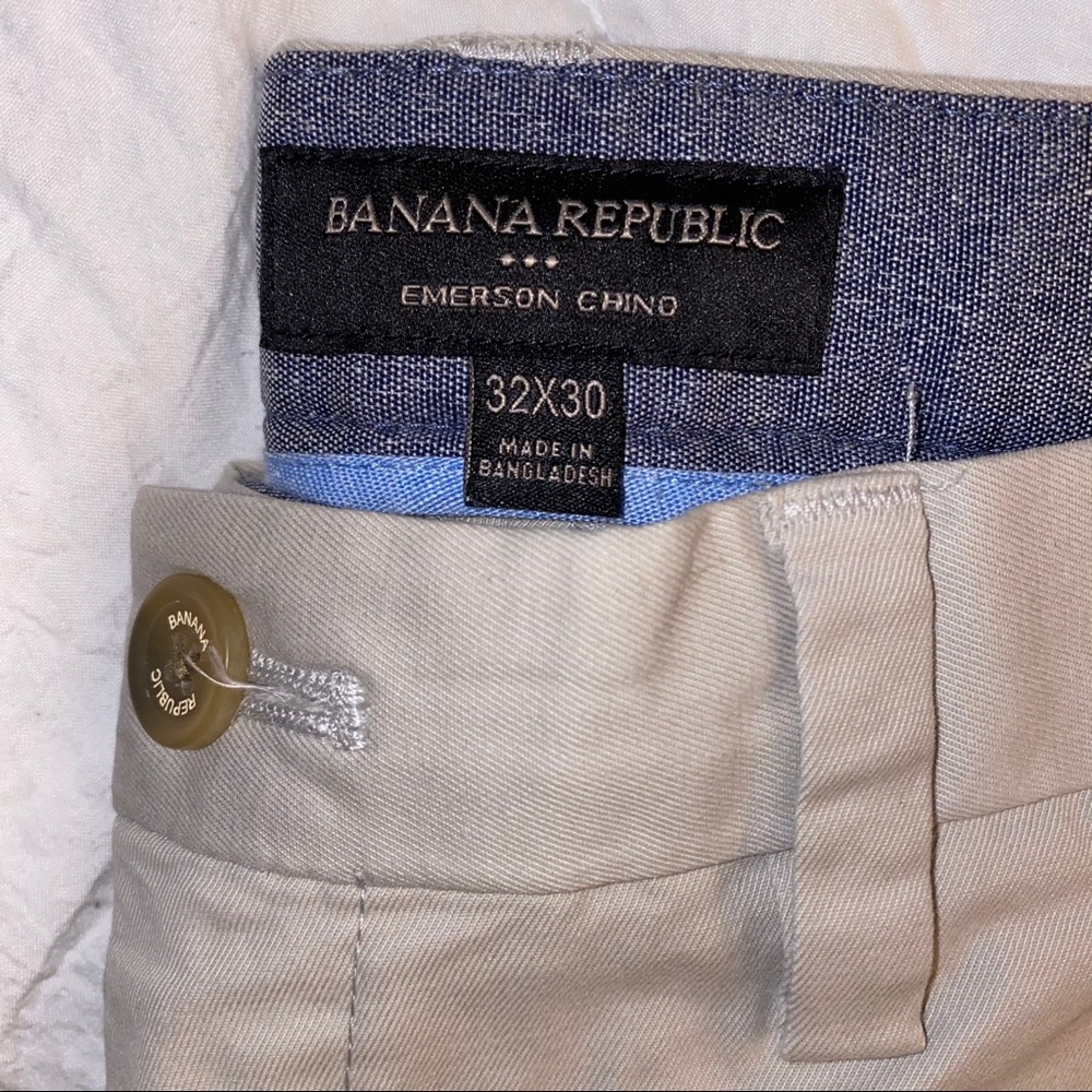Banana Republic Emerson Chino - Picture 2 of 2